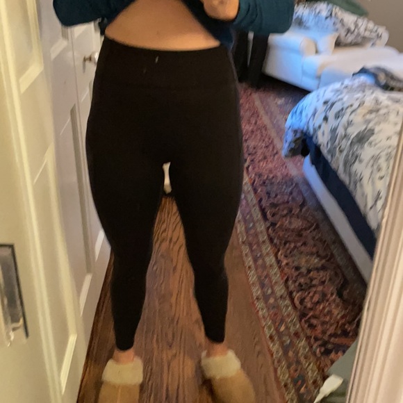 Wunder Under High-Rise Tight 28" size 4 - Picture 5 of 5